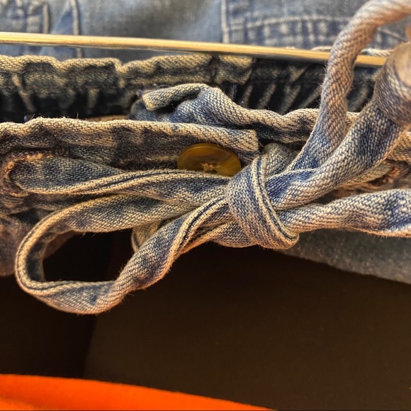 SOLD.  WESTBOUND ELASTIC  DRAWSTRING SHORTS - Picture 10 of 12